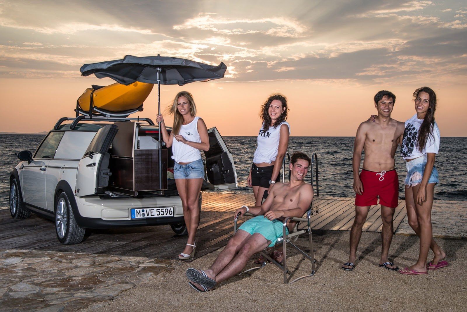 MINI prezentuje koncepcyjne auta na wakacje [galeria] 94