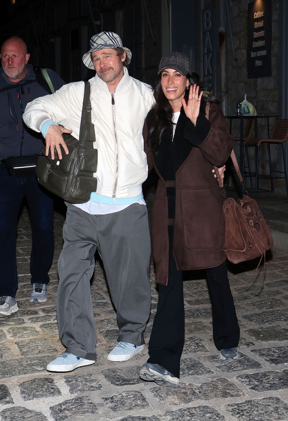 Brad Pitt i Ines de Ramon na greckiej wyspie