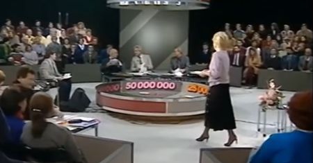 Te programy oglądała cała Polska. Czy uda ci się je rozpoznać?