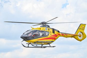 Wypadek podczas prac rolniczych. Kobieta straciła rękę