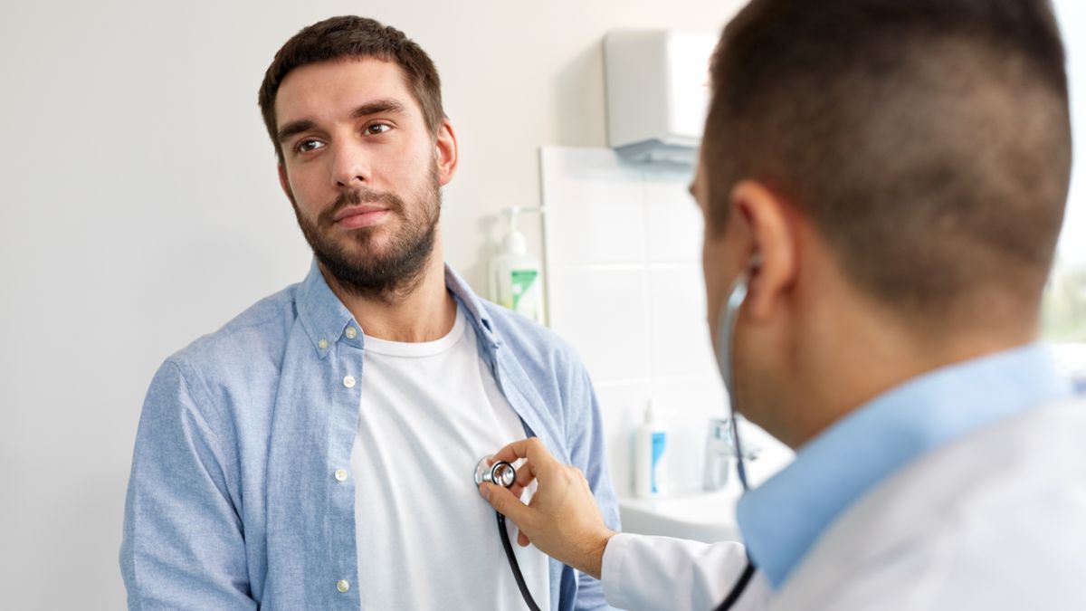 Guz śródpiersia może mieć charakter łagodny bądź złośliwy.