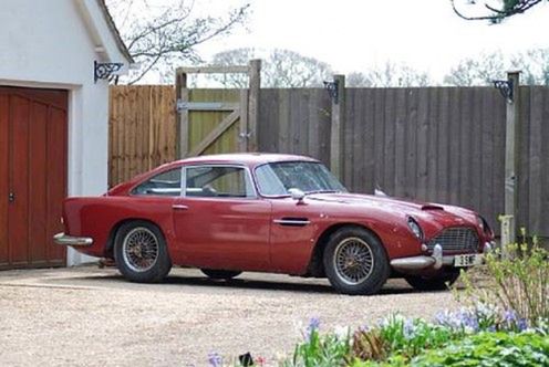 Aston Martin z Goldfingera odnaleziony w szopie