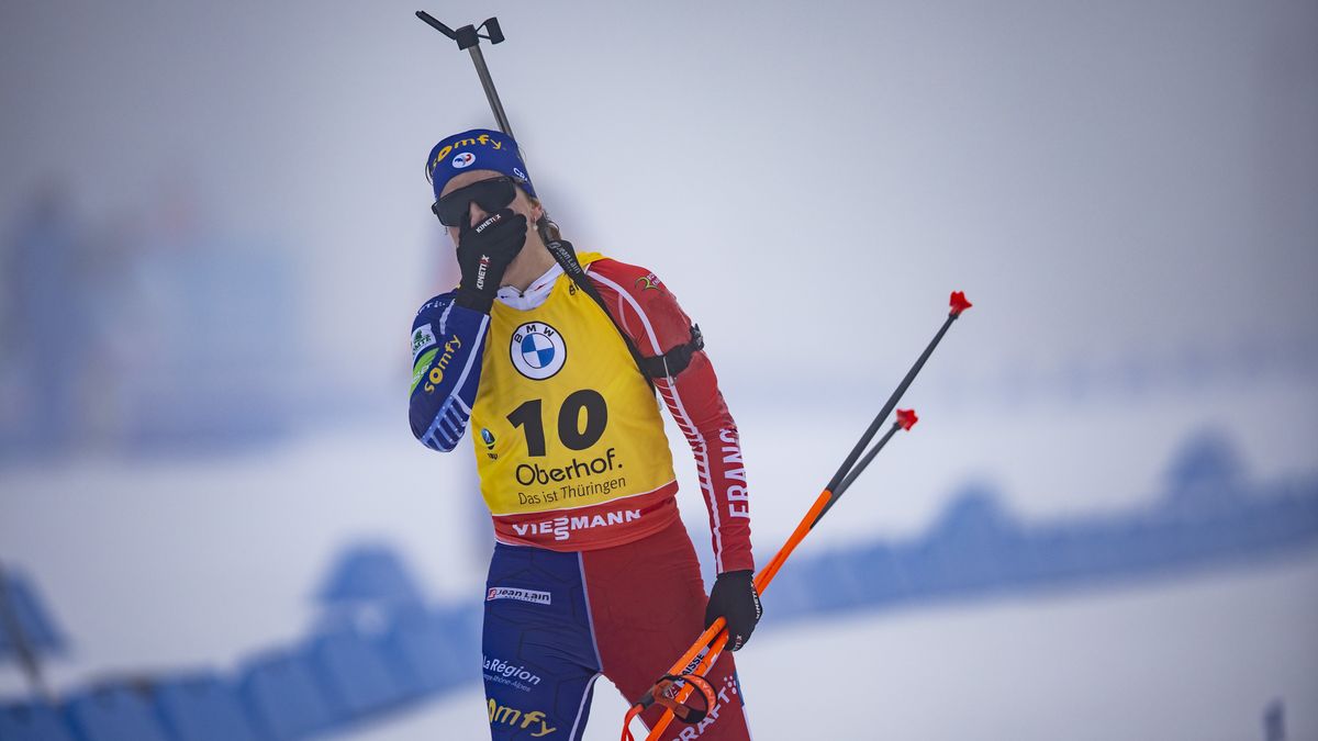 OBERHOF, GERMANY - FEBRUARY 12: Julia Simon of France celebrates in the finish during the Women 10 km Pursuit at the IBU World Championships Biathlon Oberhof on February 12, 2023 in Oberhof, Germany. (Photo by Tom Weller/VOIGT/DeFodi Images via Getty Images)