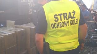 Policja, SOK i KAS przechwyciły pociąg z kontrabandą wartą pół miliona złotych