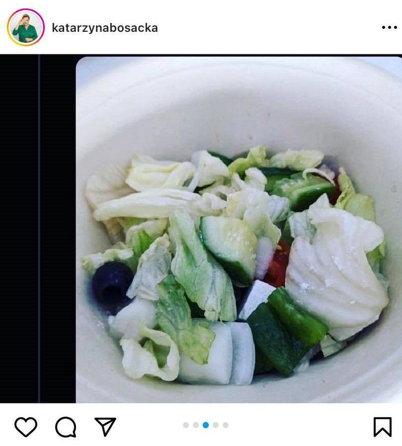 Katarzyna Bosacka pokazuje, co jedzą kibice w Katarze