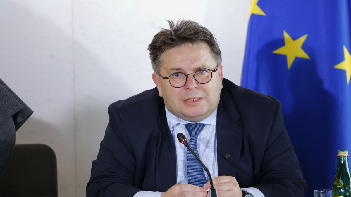 Dr Marcin Wojewódka