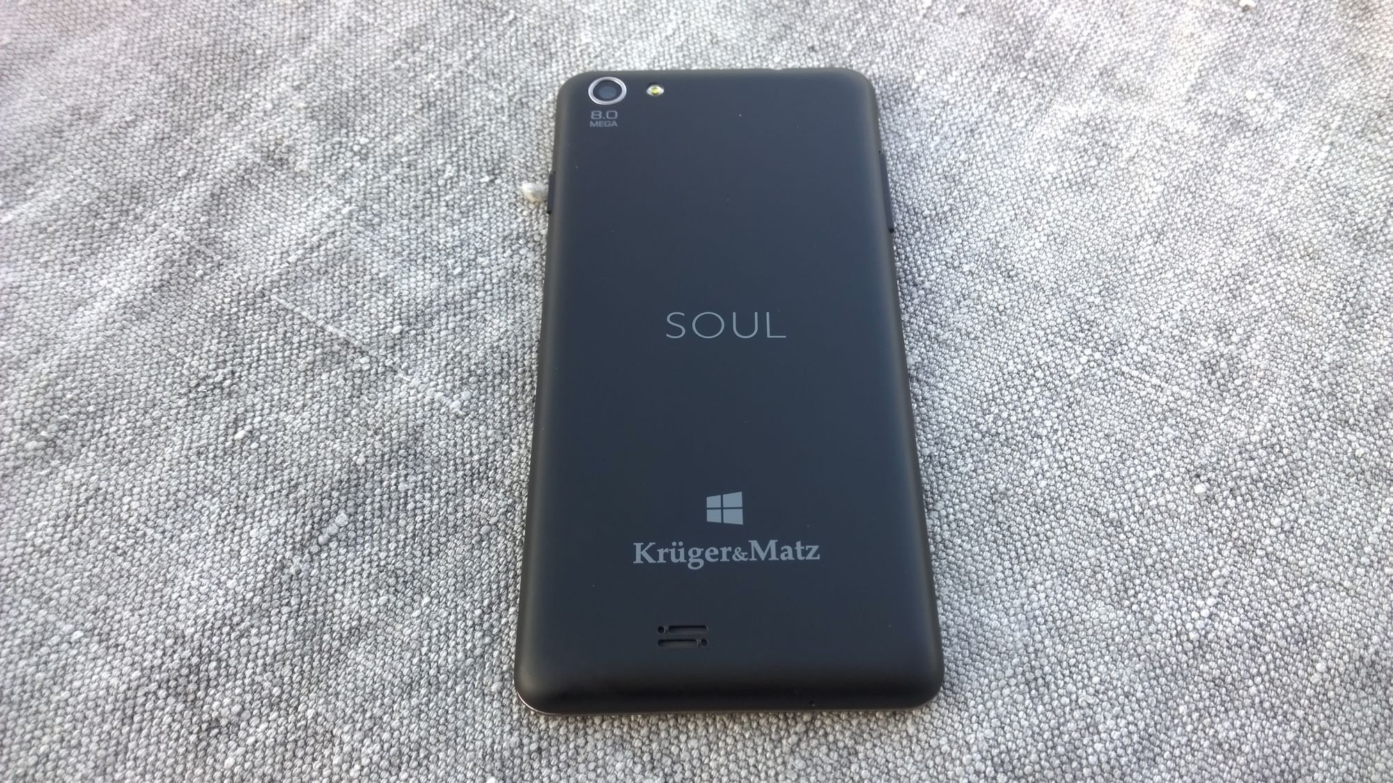 Kruger&Matz Soul 2 - najcieńszy smartfon z Windows Phone 5