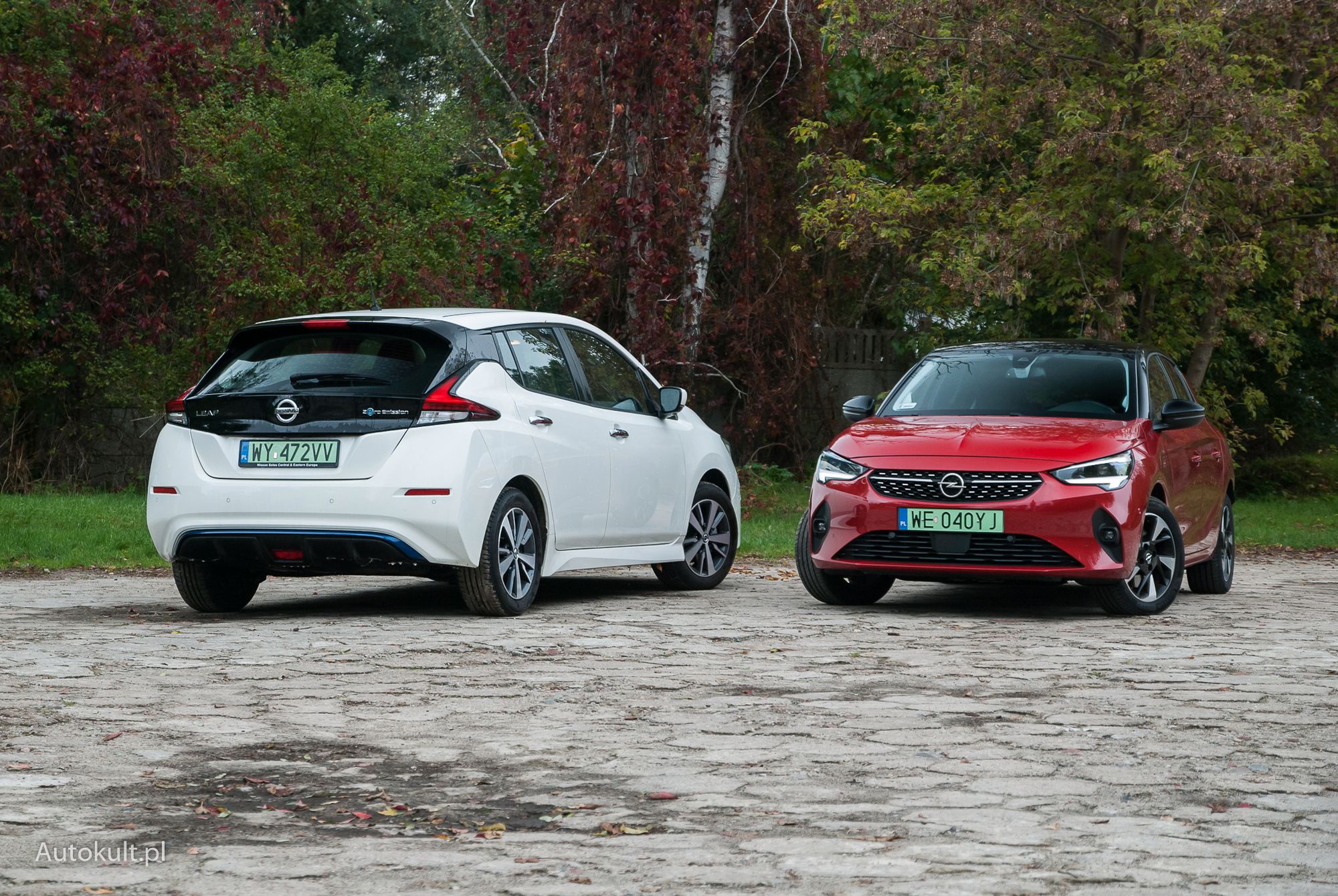 To Corsa-e daje więcej w standardzie, ale w przypadku Leafa łatwo o dobrą ofertę u dealera na lepiej wyposażone auto