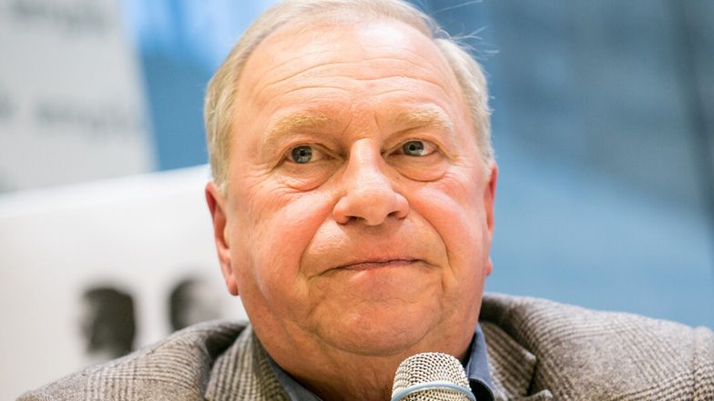 Jerzy Stuhr był transportowany do szpitala helikopterem?