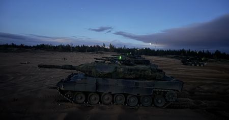 Polskie Leopardy 2A5 na Łotwie. Tworzą pancerną pięść NATO w regionie