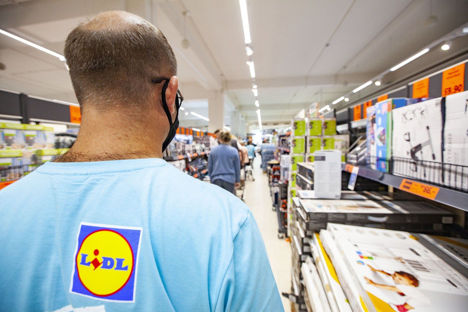 Godziny otwarcia sklepów Lidl w dniach 14, 15, 16 i 17 sierpnia 2025
