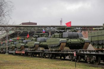 Wracają do sprzętu pancernego. Wcześniej musieli go przygotować