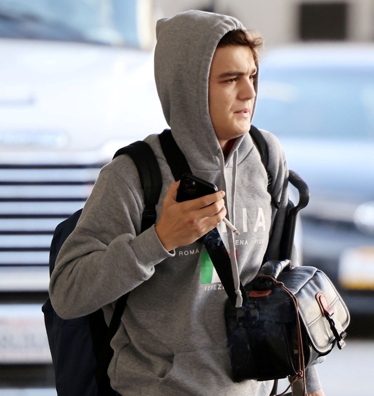 Syn Johnny'ego Deppa na lotnisku w Los Angeles