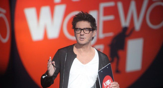 „Kuba Wojewódzki” jest liderem, choć stracił 310 tys. widzów