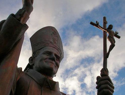 Zostali zhakowani, bo nabijali się z Jana Pawła II