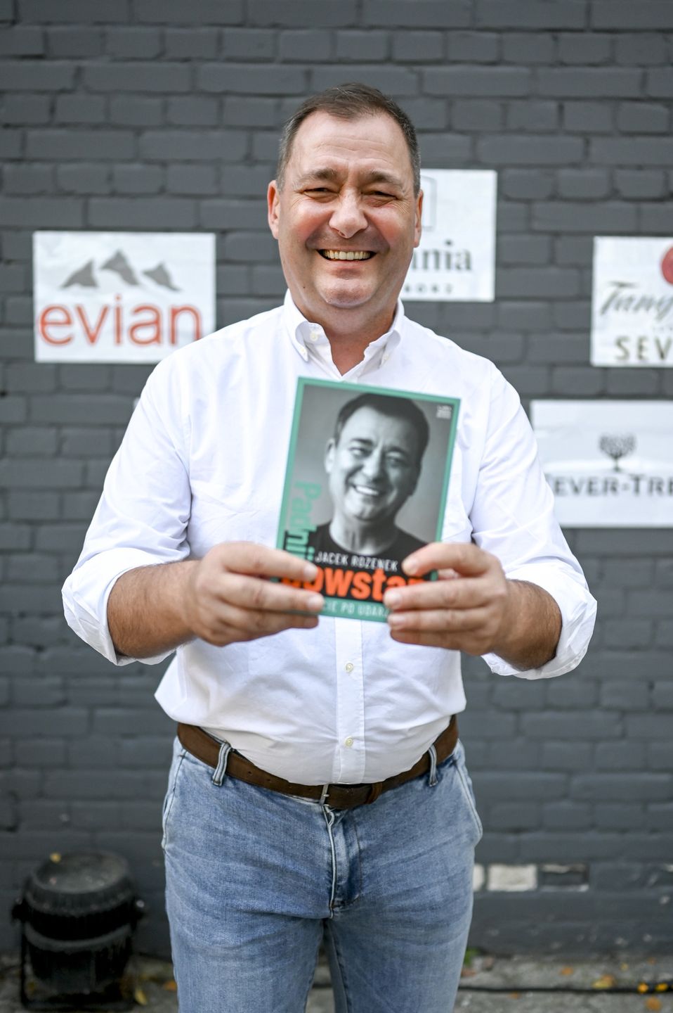 Jacek Rozenek wydał książkę 