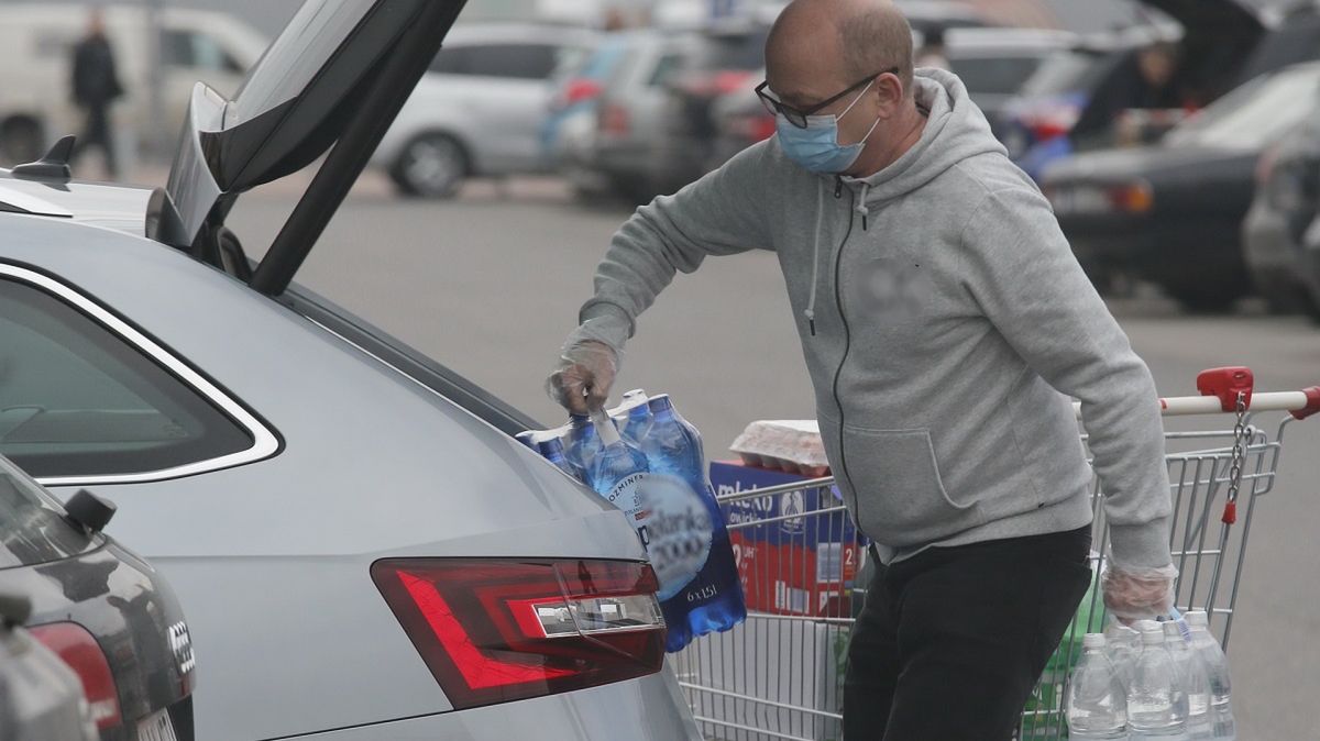 Polacy chcą zniesienia zakazu handlu w niedziele