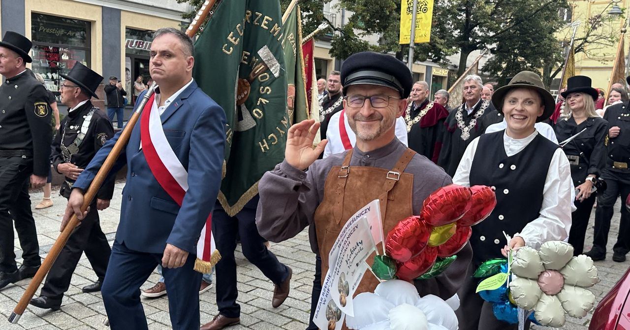 Kielce: Kolorowy pochód. V Rzemieślniczy Bazar