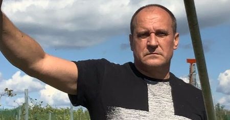 "Powiem szczerze - horror". Paweł Kukiz pokazał na Facebooku, co robił przez 3 tyg.