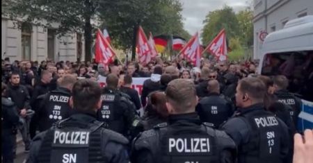 Marsz Równości i neonaziści na granicy. Niemiecka prasa chwali polską policję