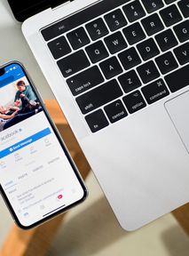 Meta zakazuje reklam politycznych. Ich rolę przejmą influencerzy?