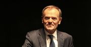 Donald Tusk spotkał się z Martą Lempart. Były premier otrzymał od niej prezent