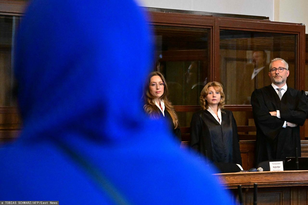 "Pan życia i śmierci". Lekarz w Berlinie oskarżony o 15 morderstw
