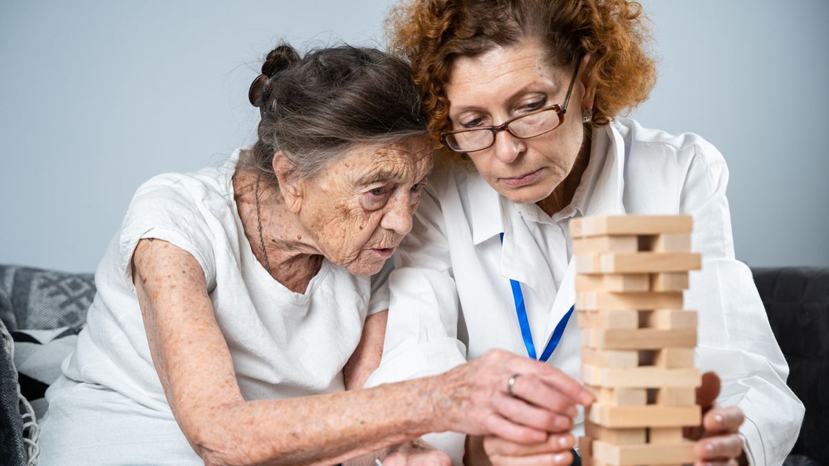Demencja starcza obniża sprawność intelektualną