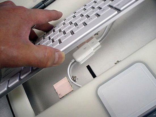 iPad, iBook i klawiatura... w jednym 3