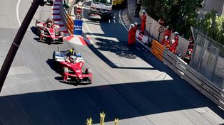 Budżetowo, ale zastępując premium. Citroën po raz pierwszy w Formule E