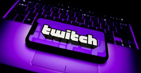Twitch wyciekł, ale nie cały. Hasła użytkowników i dane kart są bezpieczne