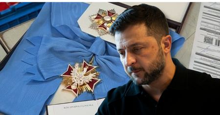 Wołodymyr Zełenski odesłał order kurierem. Ekspert dyplomacji: "To dodatkowe upokorzenie"