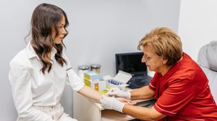 Profilaktyka onkologiczna w Polsce. Wiedza rośnie, ale nawyków wciąż brakuje