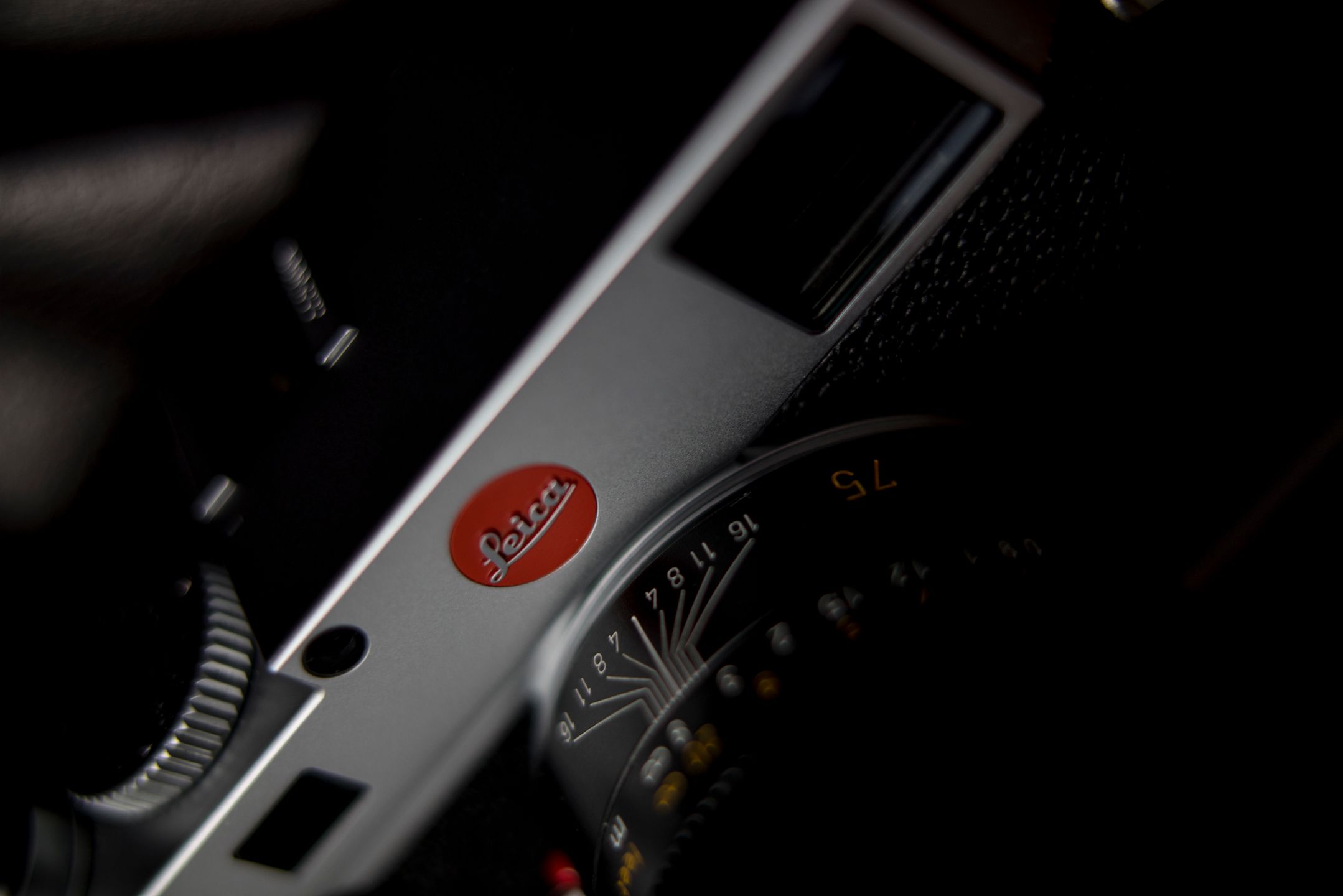 Leica M Typ 240 - klasyczne połączenie elegancji z nowoczesną technologią 27