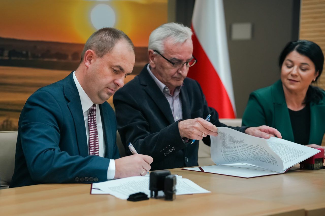 Hrubieszów: Umowa podpisana. Będzie remont kolejnej drogi wojewódzkiej