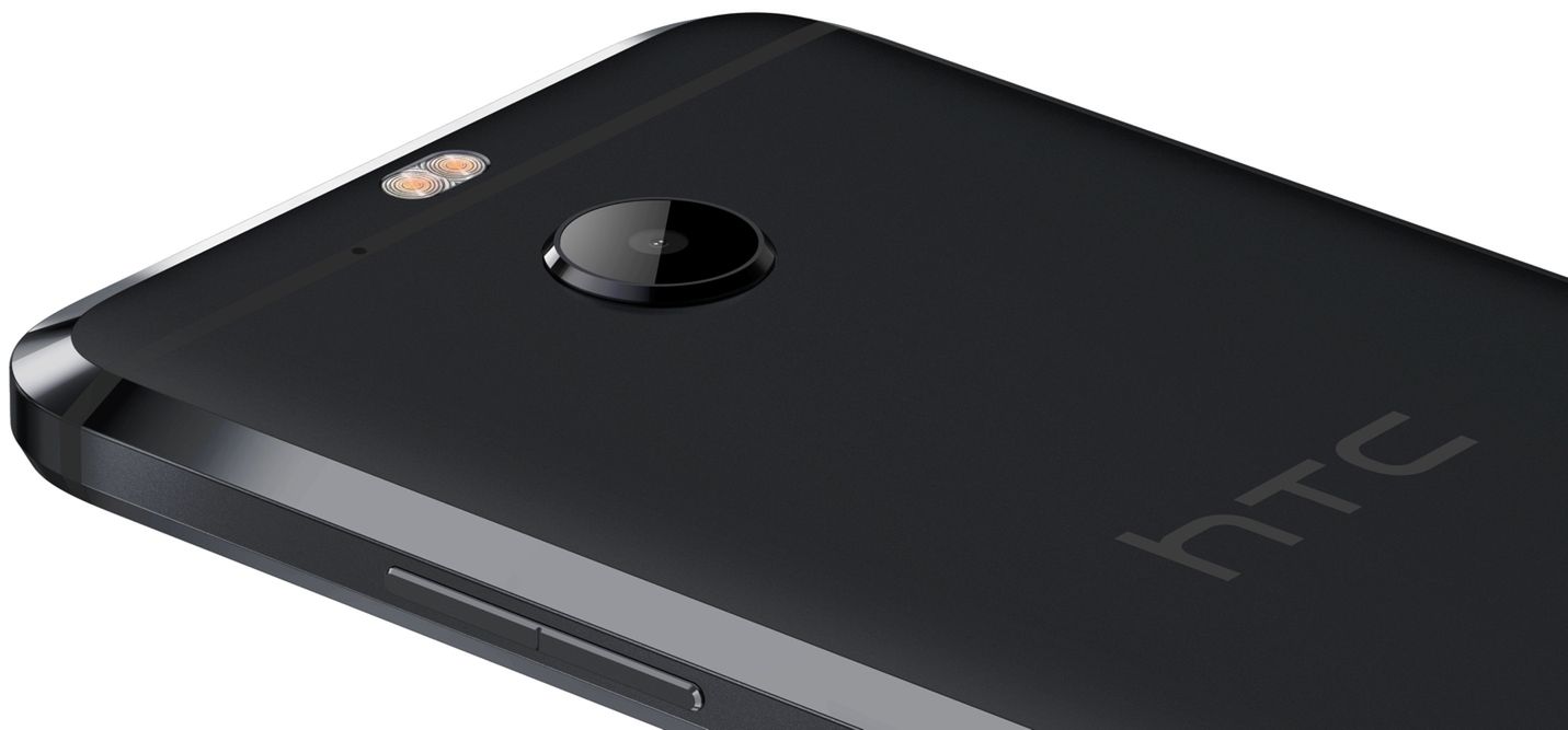 HTC Bolt oficjalnie. Najszybszy człowiek świata reklamuje nie najszybszego smartfona 5