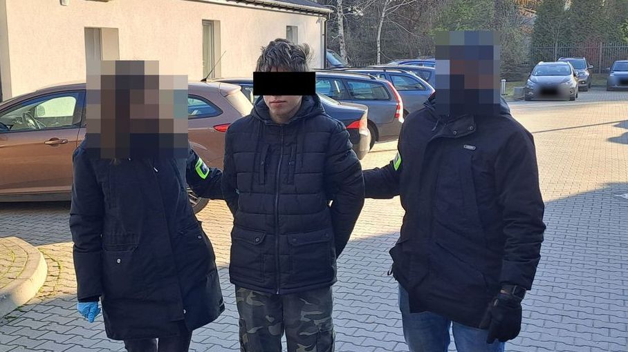 21-latek zamordował matkę