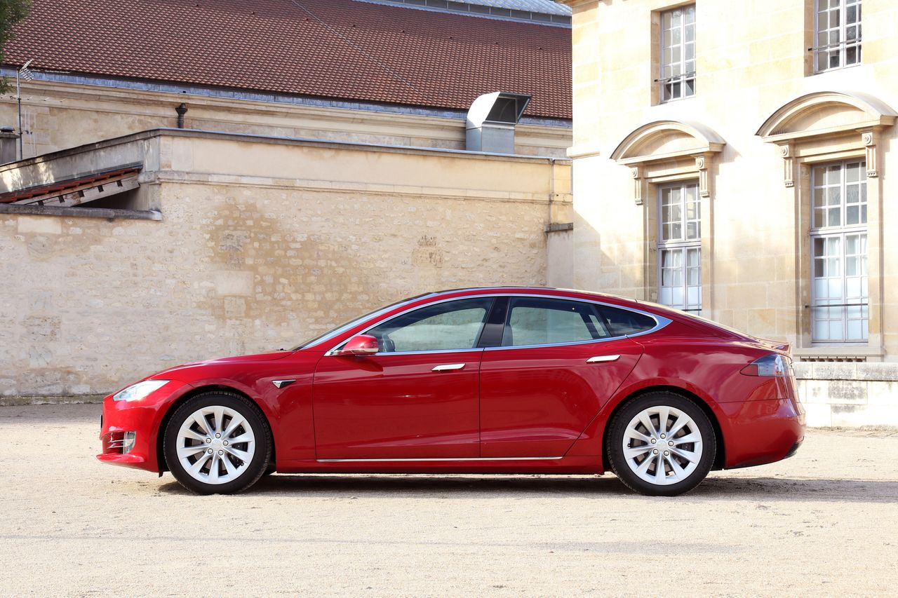 Tesla Model S