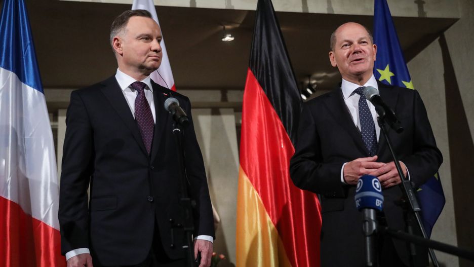 Prezydent Polski Andrzej Duda i kanclerz Niemiec Olaf Scholz w 
Monachium