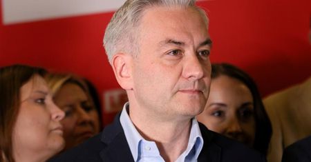 Burza po wpisie Biedronia. Jest reakcja