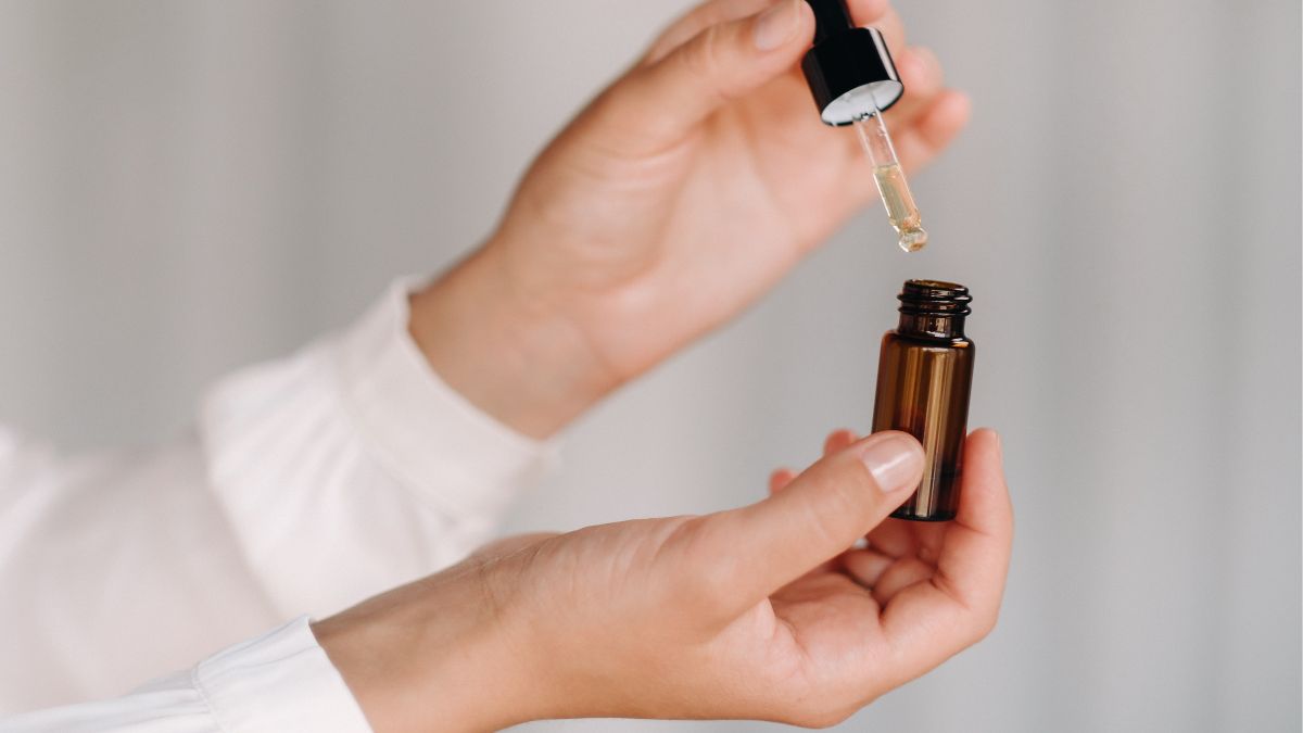 Olej z pestek śliwek na ciało i twarz