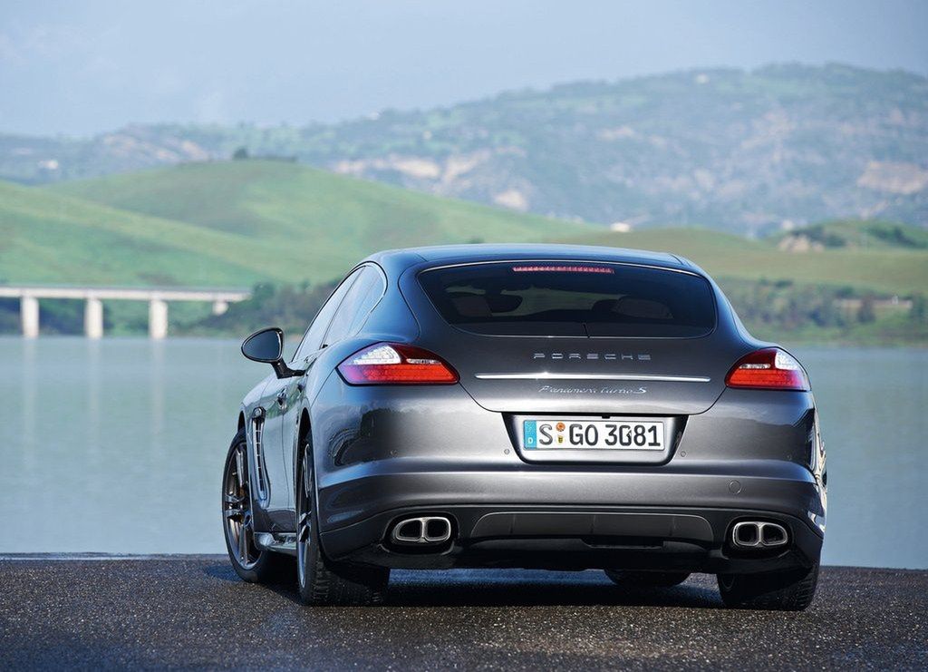 Porsche Panamera Turbo S