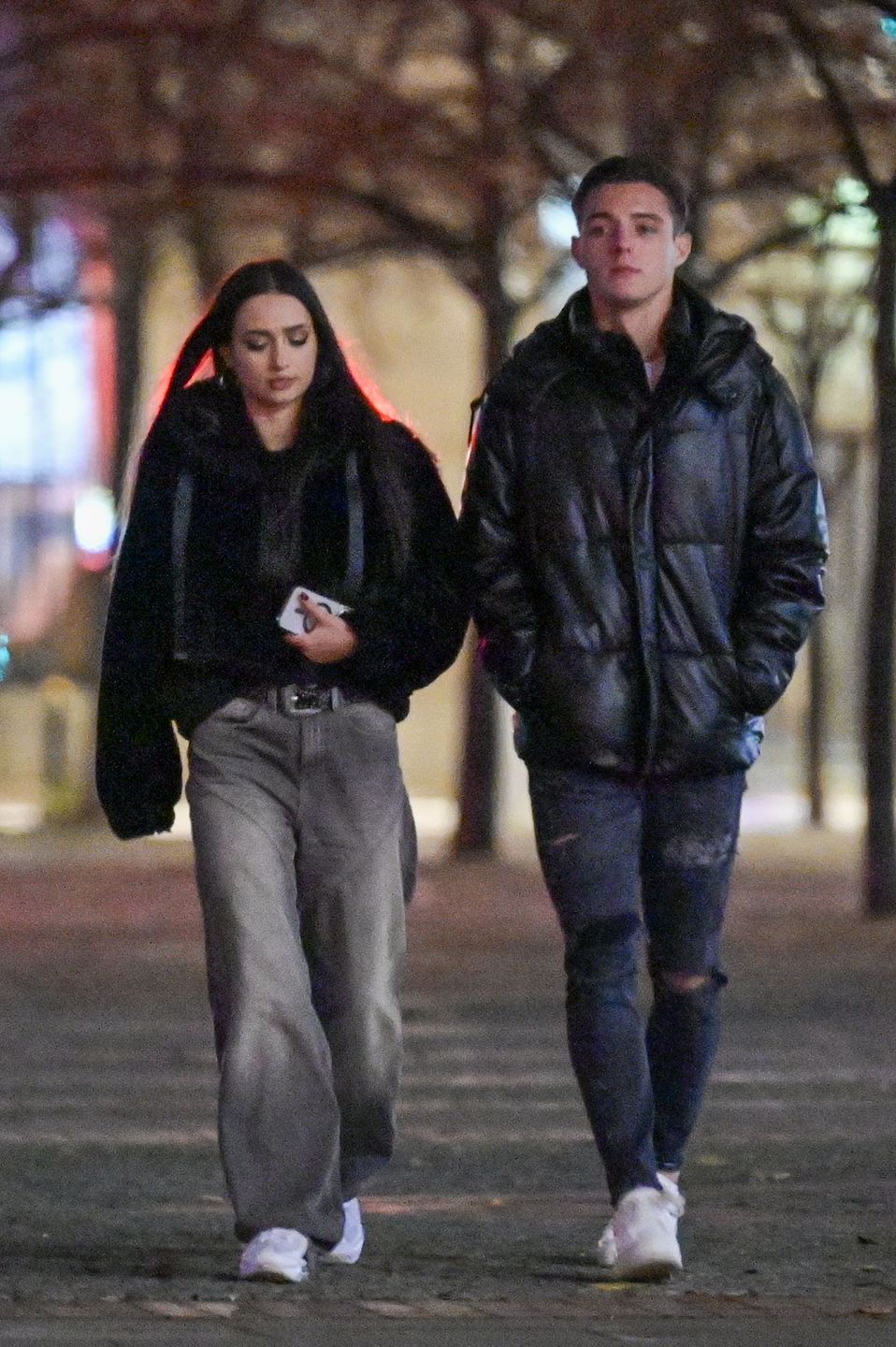 Kacper Urbański opija porażkę z influencerką po meczu