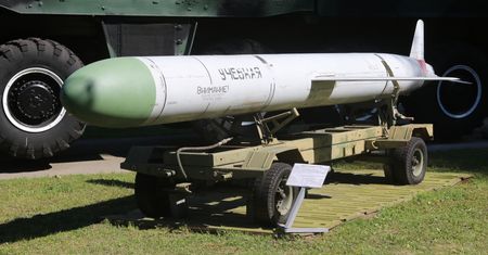 Podstępne Ch-55 poleciały na Kijów. Zero trefień w cel