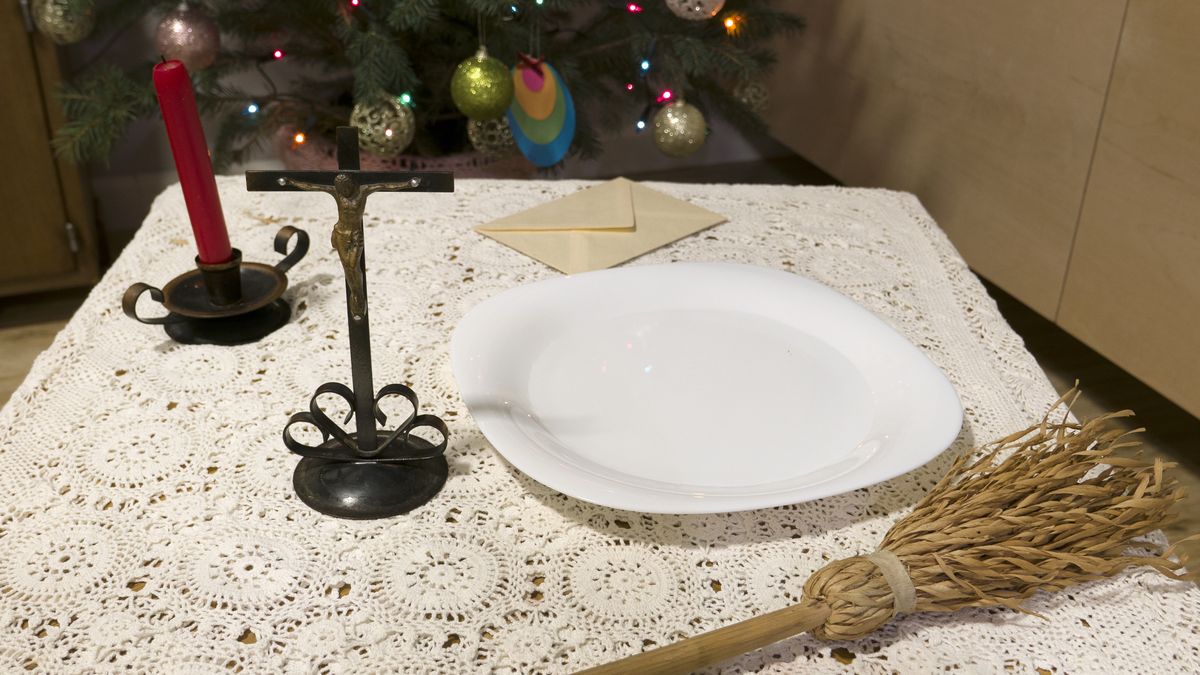 Ilu Polaków przyjmie księdza po kolędzie?