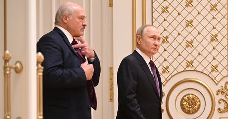 Kulisy wizyty Putina w Mińsku. "Domaga się bezpośredniej interwencji"