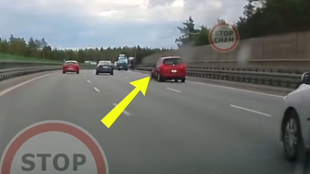 Odpadające koło na S2.