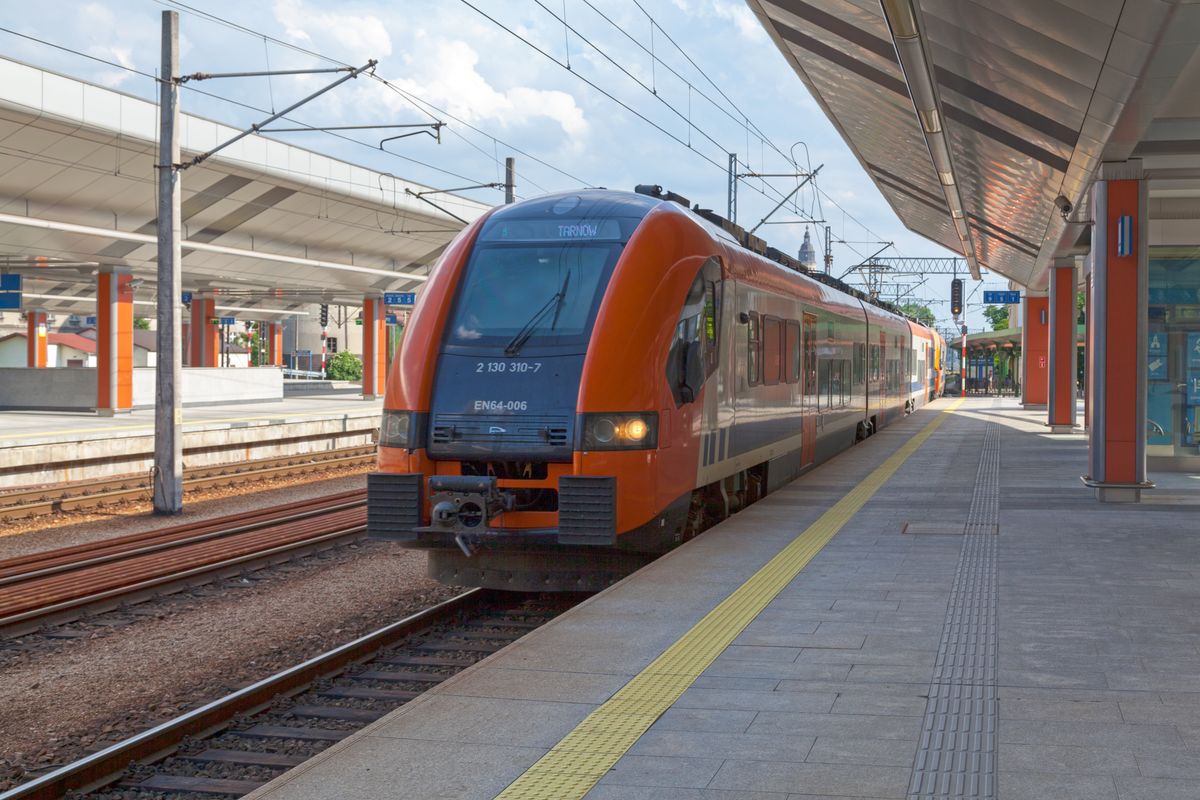 Koleje Małopolskie i Koleje Słowackie zajmą się realizacją wznowionej trasy (zdjęcie ilustracyjne)