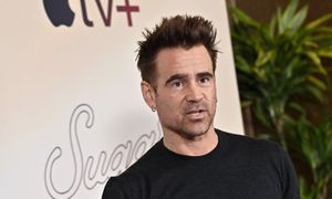 Znowu to zrobił. Colin Farrell nie przypomina samego siebie