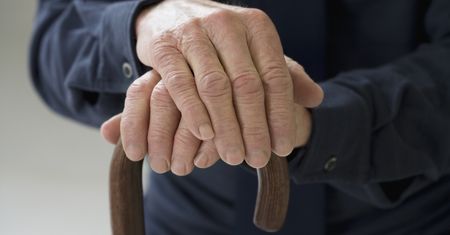 Dramat na Śląsku. Syn przez lata znęcał się nad chorym ojcem. Bił go i okradał